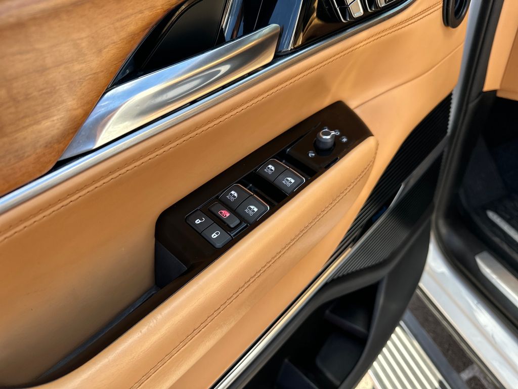 Used Car 2022 Jeep Grand Wagoneer  Series Iii For Sale Under $50,000 In Austin, Texas