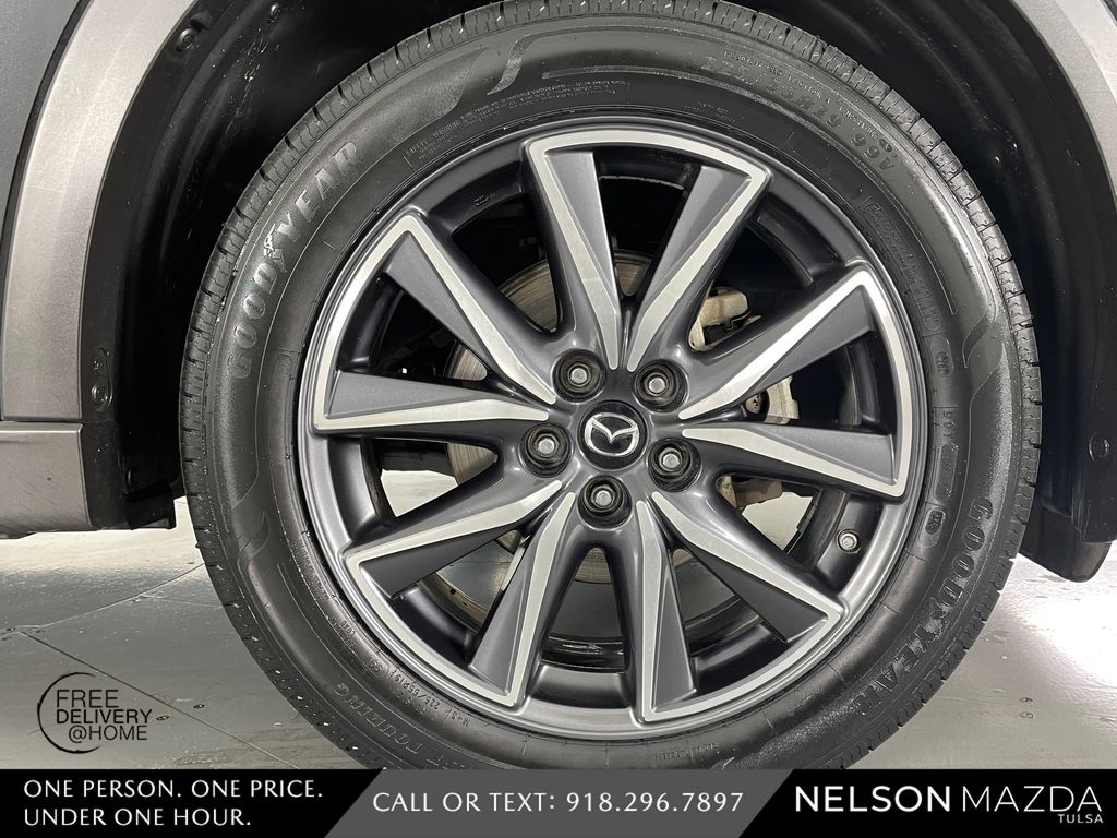 Used 2018 Black Mazda Grand Touring image 16