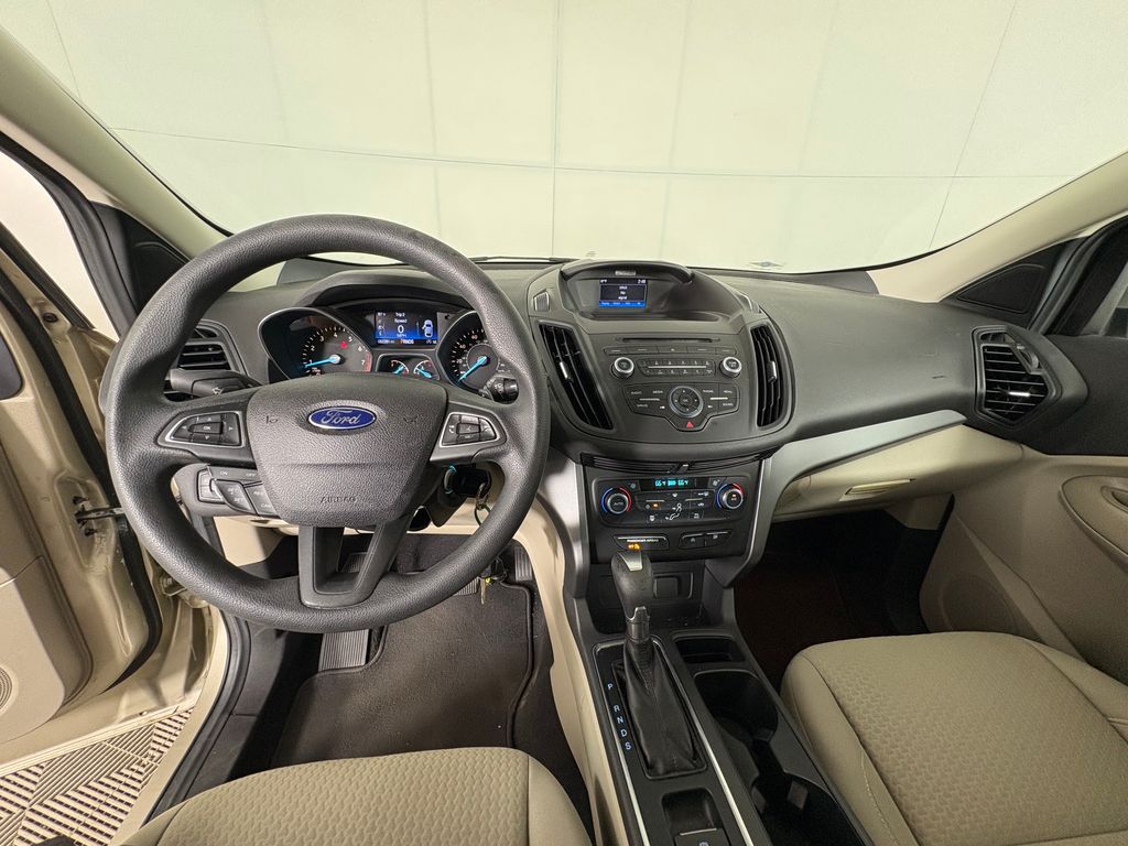 Used 2017 Gold Ford SE image 5