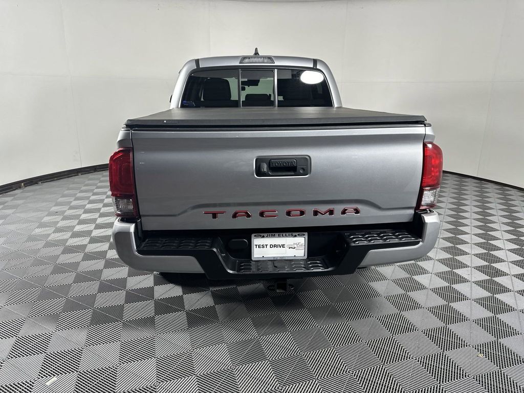 2022 Toyota Tacoma SR 6