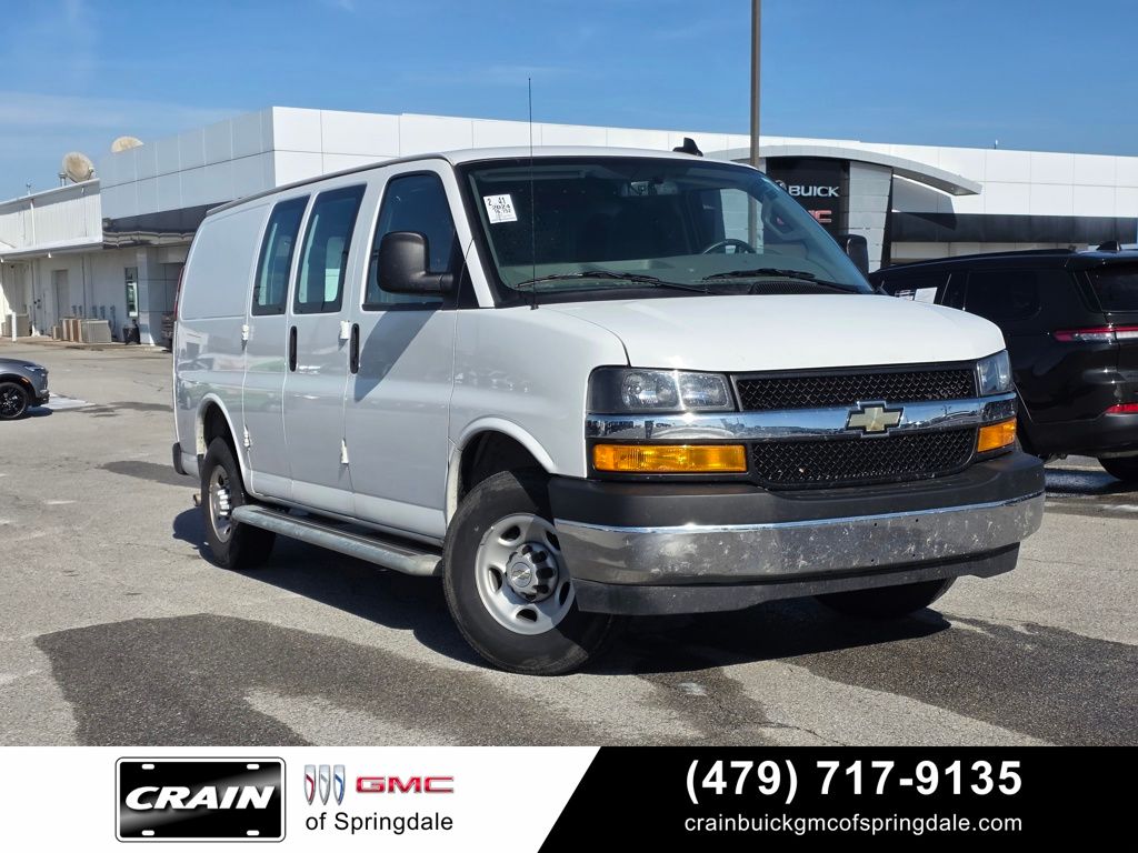 2024 Chevrolet Express Cargo 2500 RWD