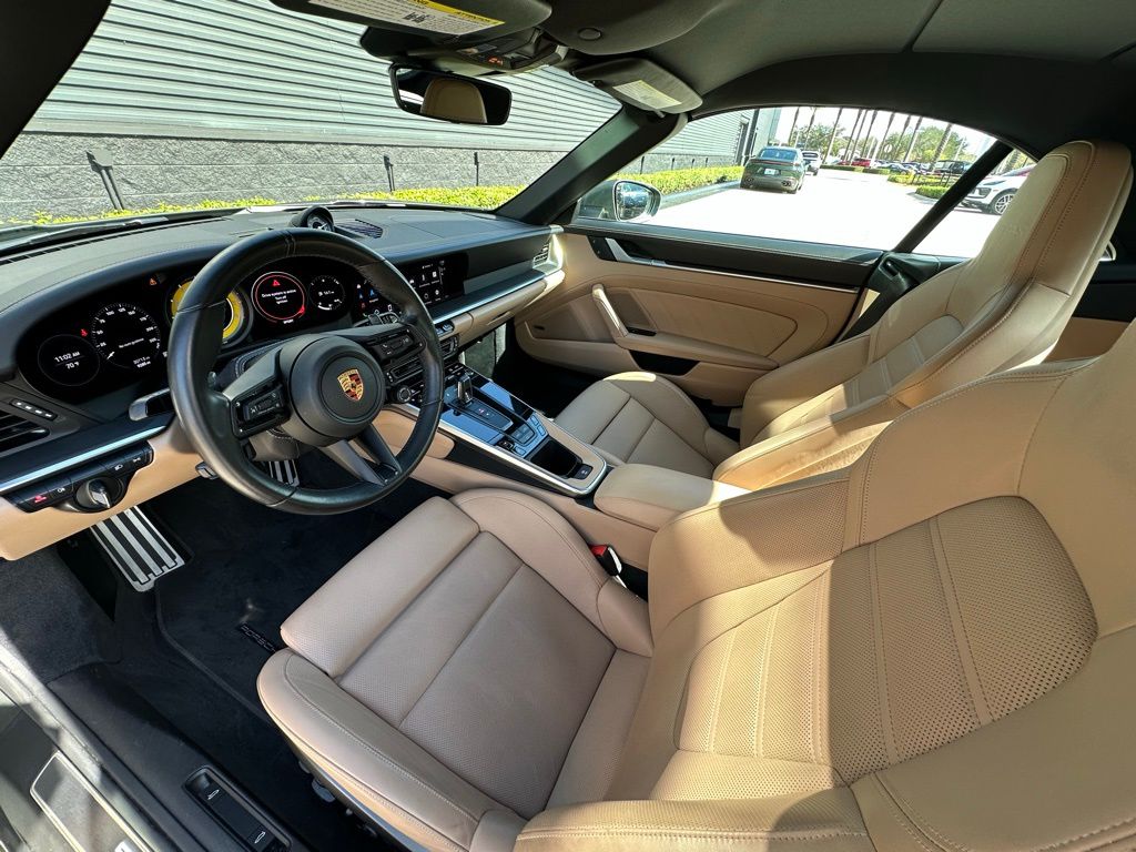 Thumbnail: 2023 Porsche 911 - 5