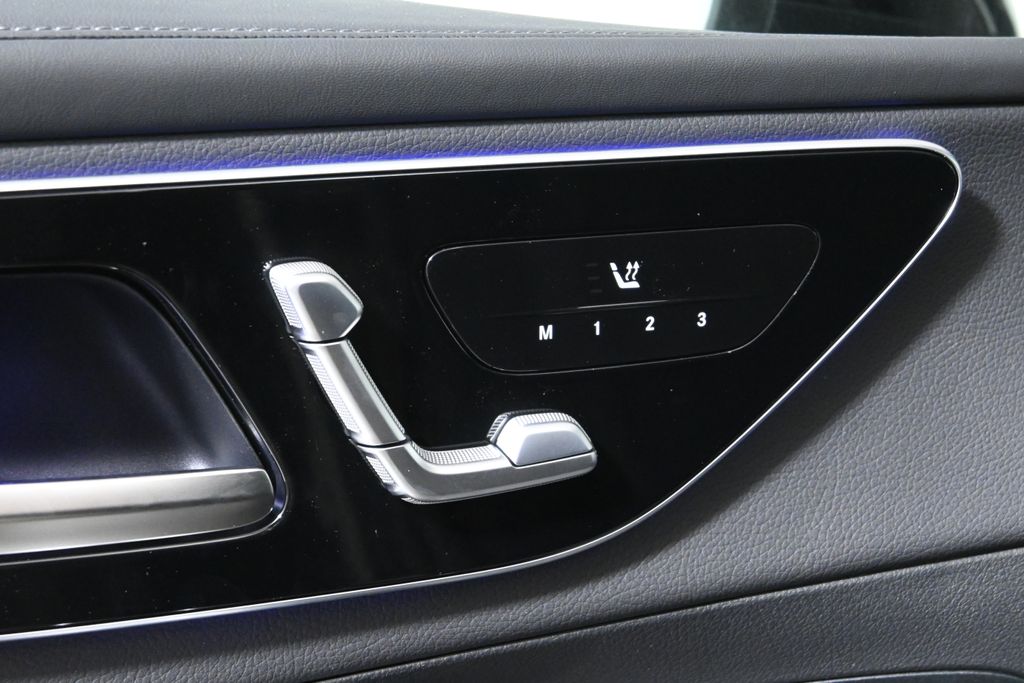 Thumbnail: 2026 Mercedes-Benz GLC - 24