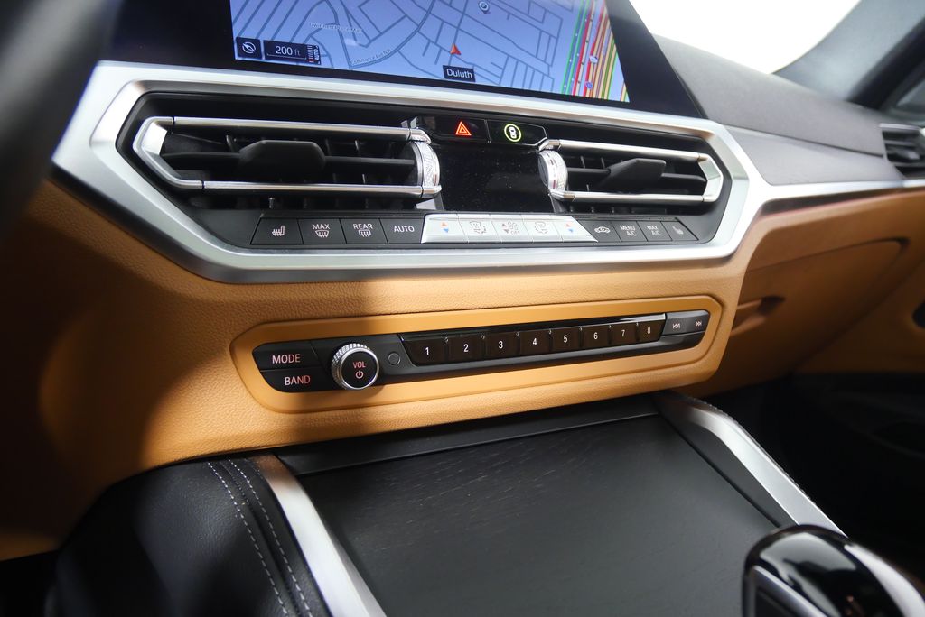 Thumbnail: 2022 BMW 4 Series - 21