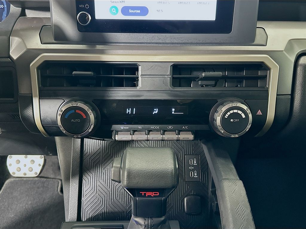 Thumbnail: 2024 Toyota Tacoma - 15