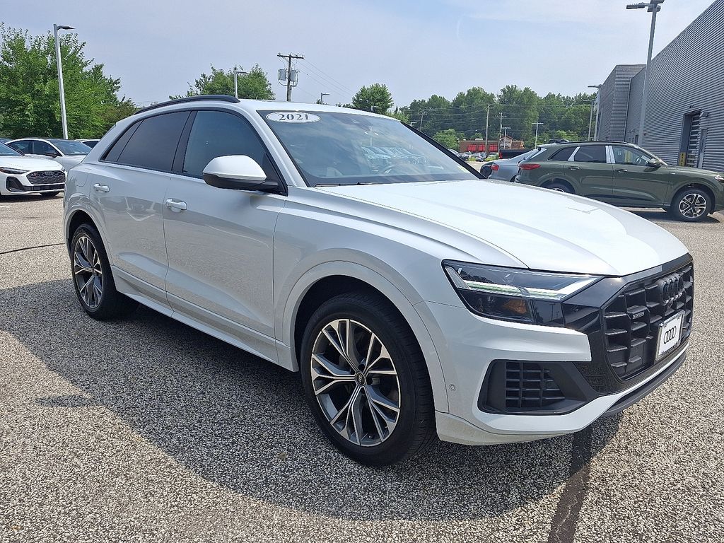 Thumbnail: 2021 Audi Q8 - 3