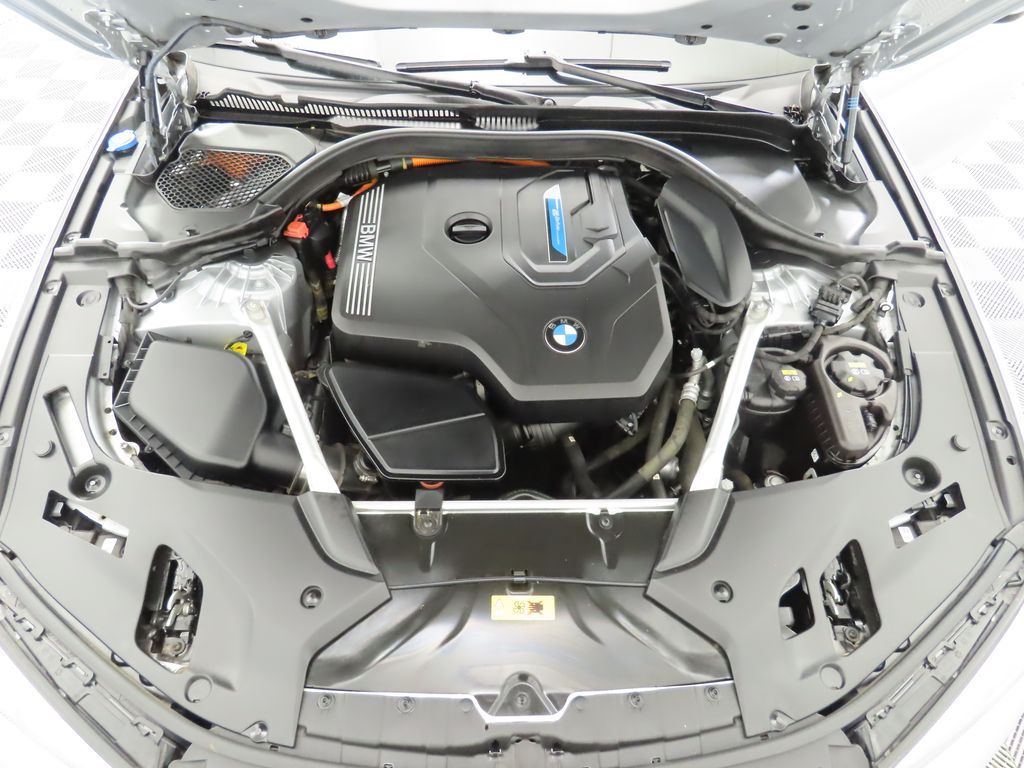 Thumbnail: 2021 BMW 5 Series - 30