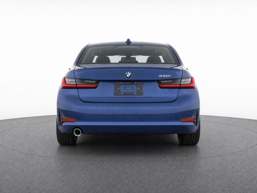 Thumbnail: 2026 BMW 3 Series - 31