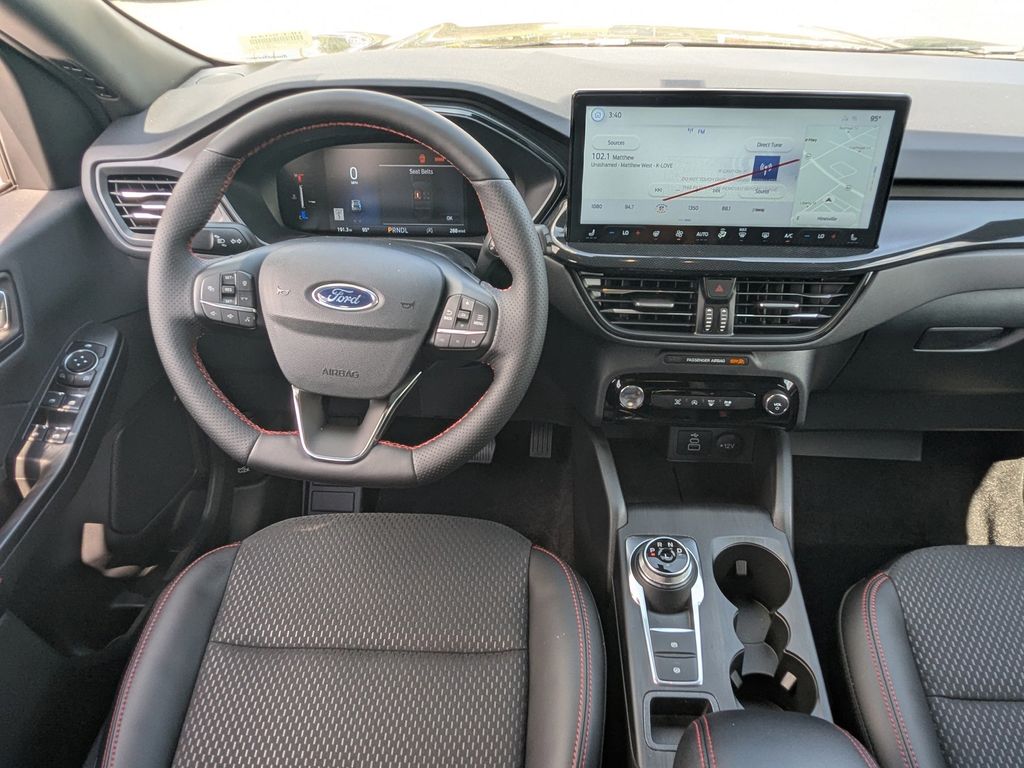 2025 Ford Escape ST-Line Select
