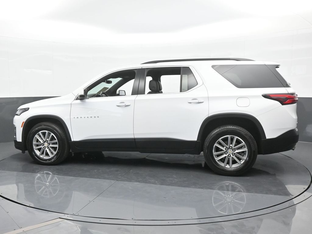 Used 2022 Chevrolet Traverse 3LT with VIN 1GNEVHKW6NJ141252 for sale in Miami, FL