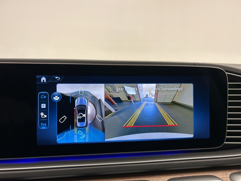 Thumbnail: 2026 Mercedes-Benz GLE - 18