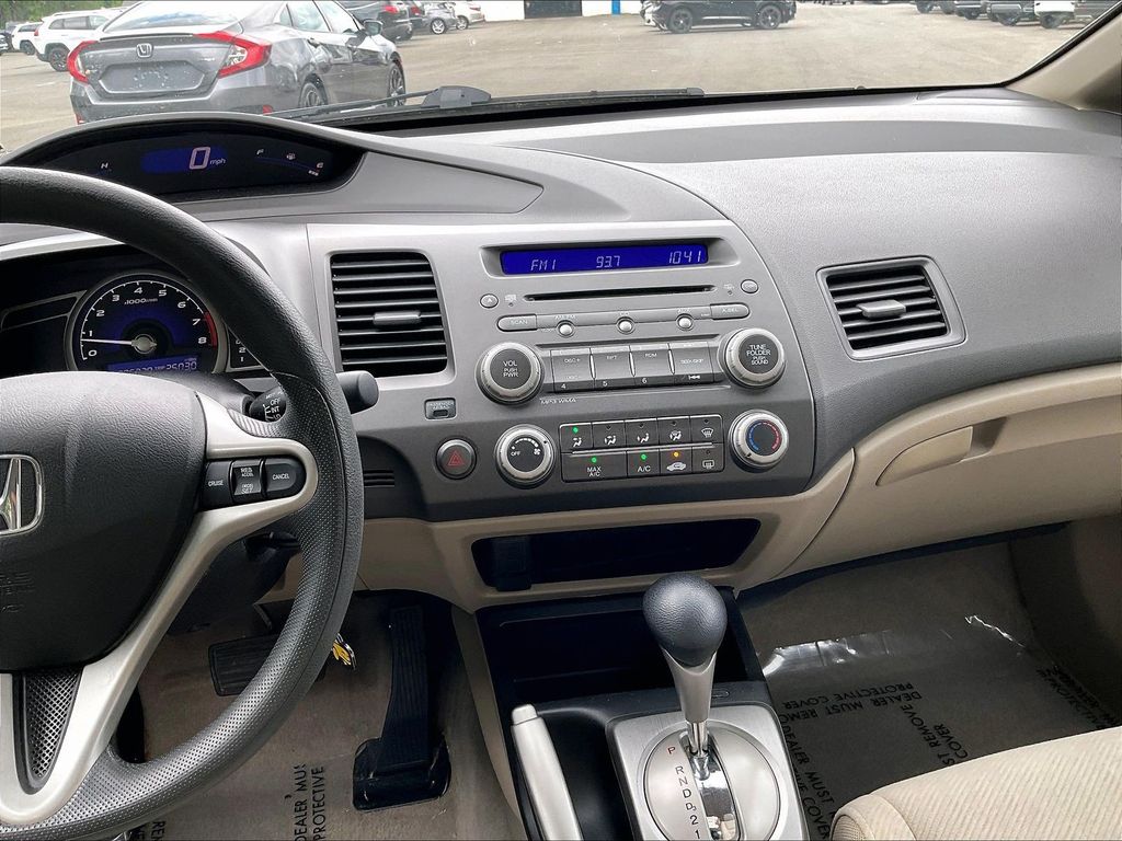 2010 Honda Civic — photo 16