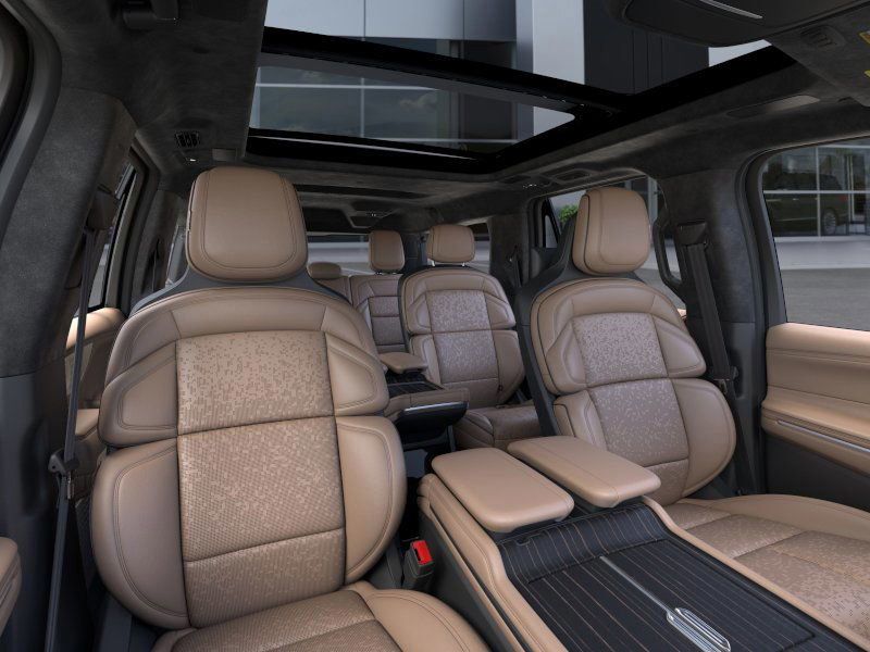 2025 Lincoln Navigator Black Label L