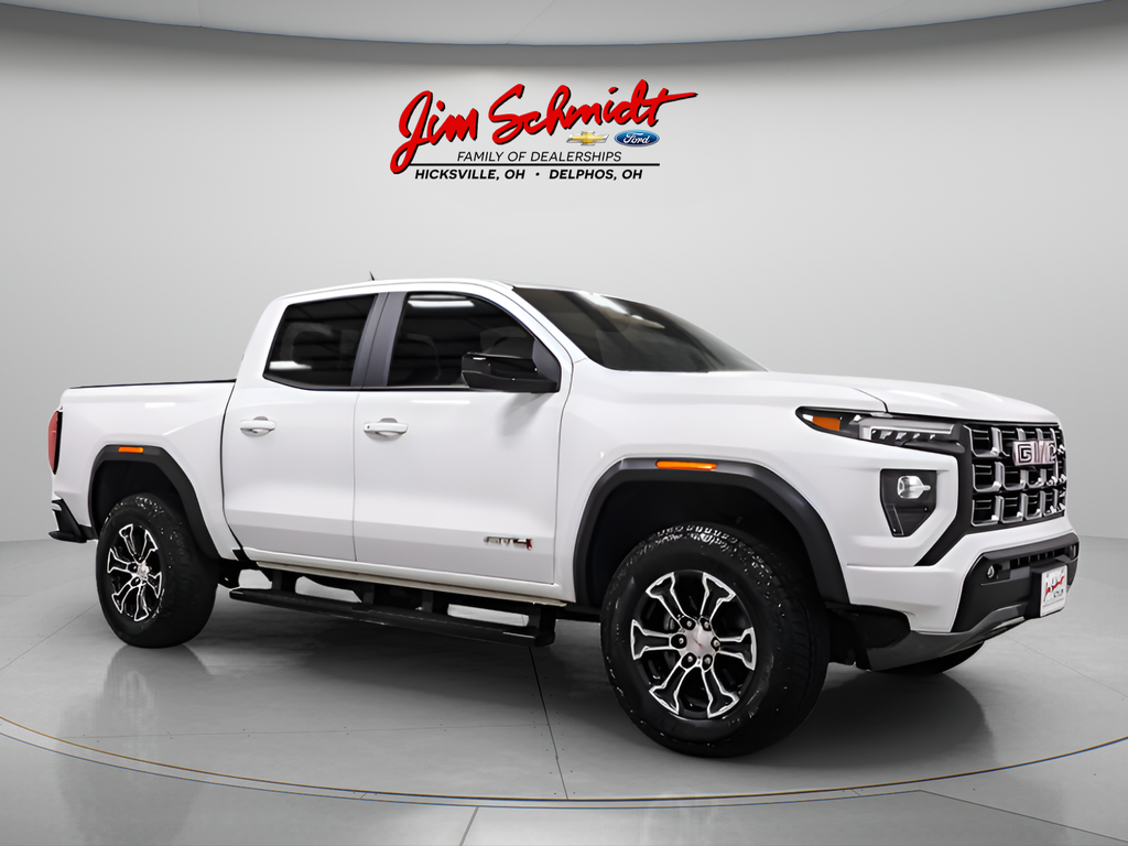 Summit White 2025 GMC Canyon AT4 Crew Cab 4WD Pickup Truck Four-Wheel Drive 8-Speed Automatic