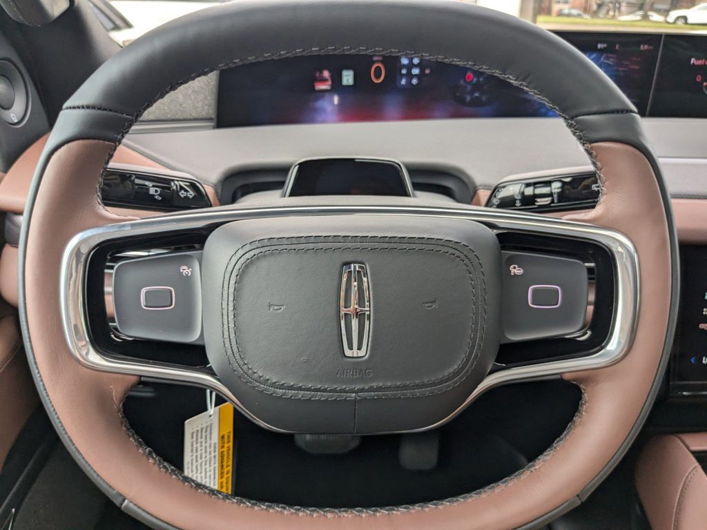 2025 Lincoln Navigator L Reserve