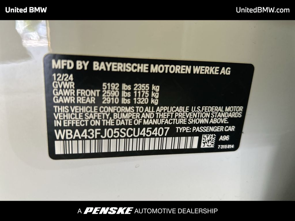 Thumbnail: 2025 BMW 5 Series - 23