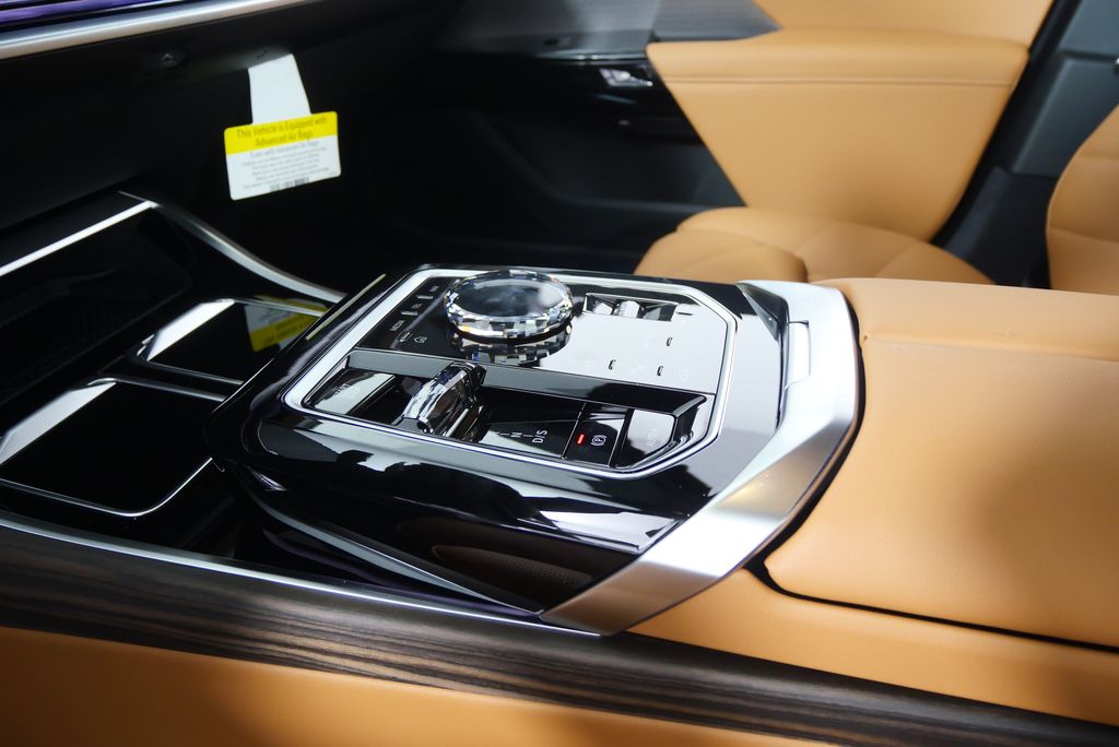 Thumbnail: 2025 BMW 7 Series - 23