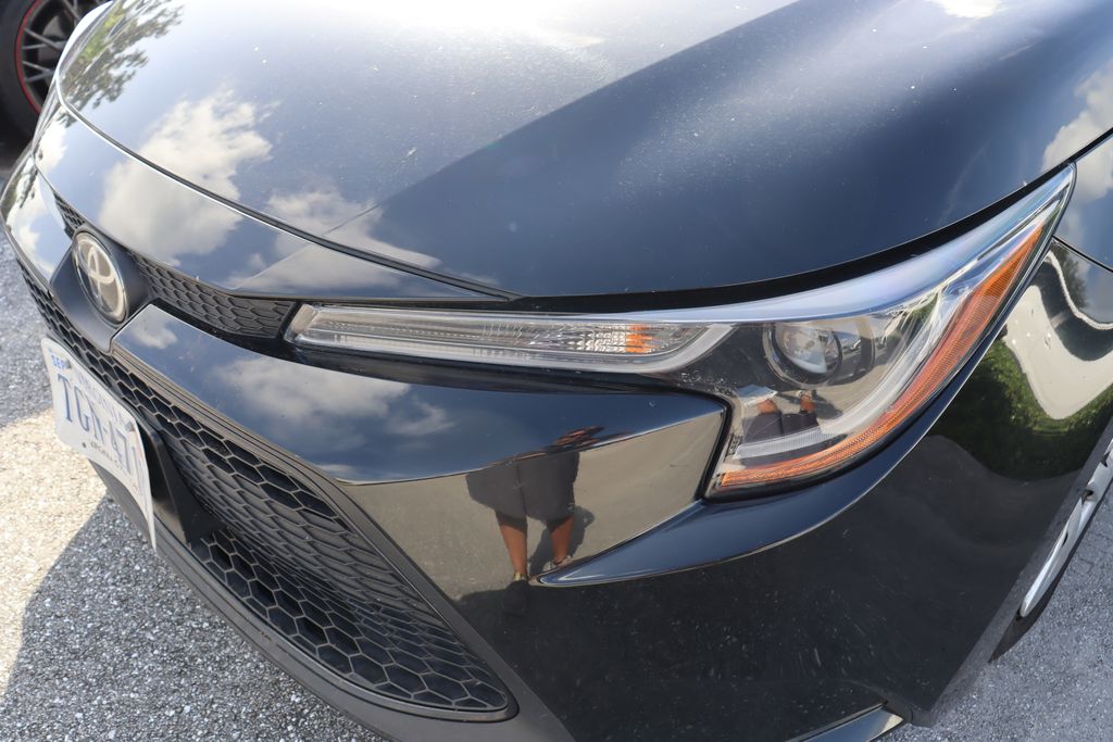 Thumbnail: 2022 Toyota Corolla - 3