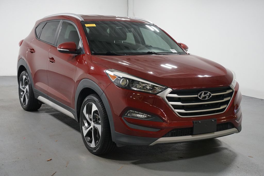 Thumbnail: 2018 Hyundai Tucson - 3