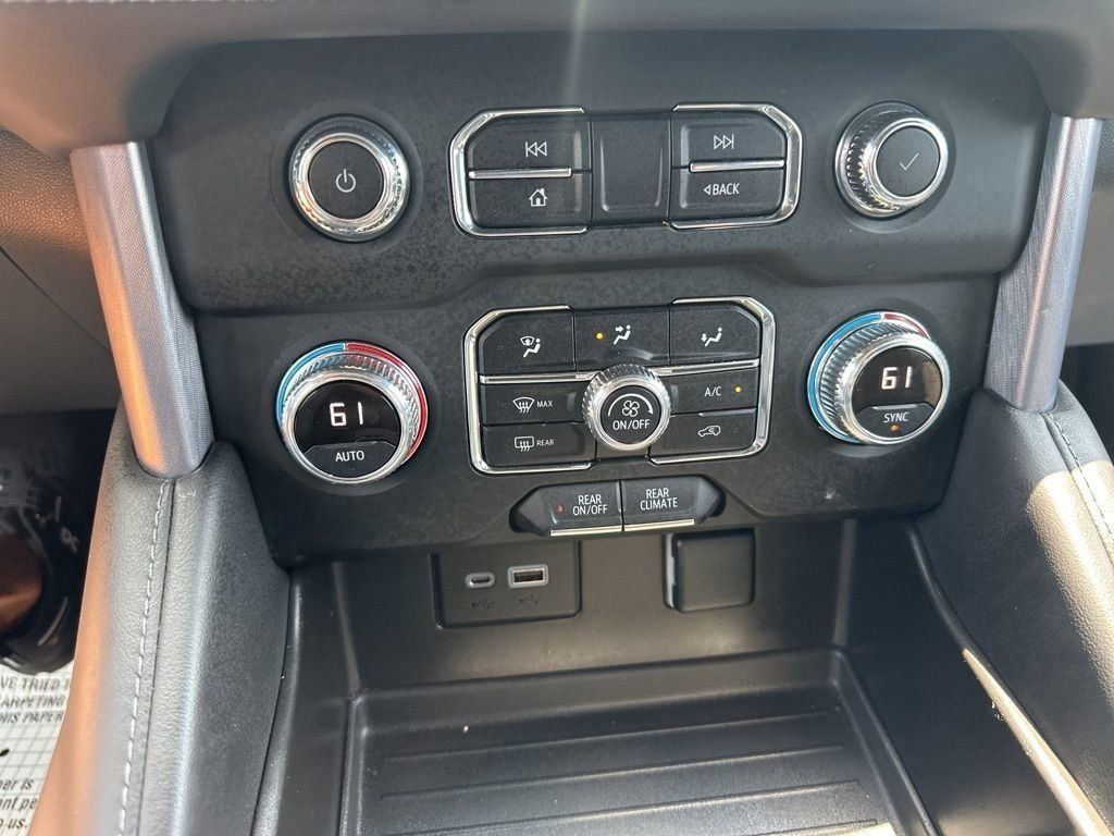 2022 Onyx Black GMC Yukon XL SLE 4X4 SUV