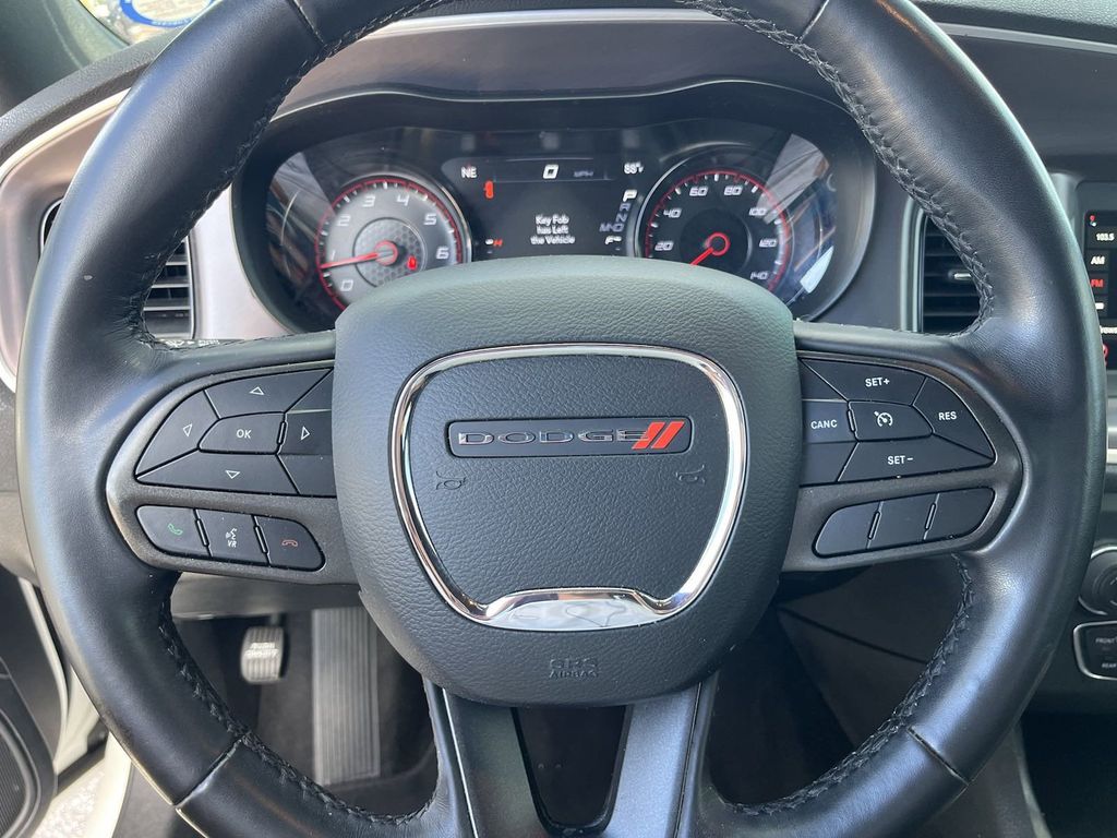 2020 Dodge Charger SXT 29