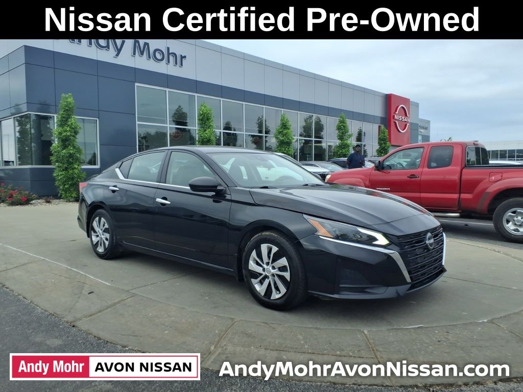Super Black 2024 Nissan Altima 2.5 S FWD Sedan Front-Wheel Drive Continuously Variable Transmission