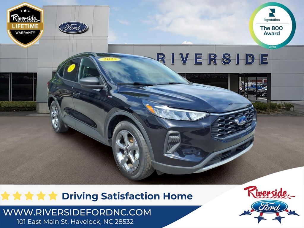 Black Metallic 2025 Ford Escape SUV / Crossover Front-Wheel Drive 8-Speed Automatic