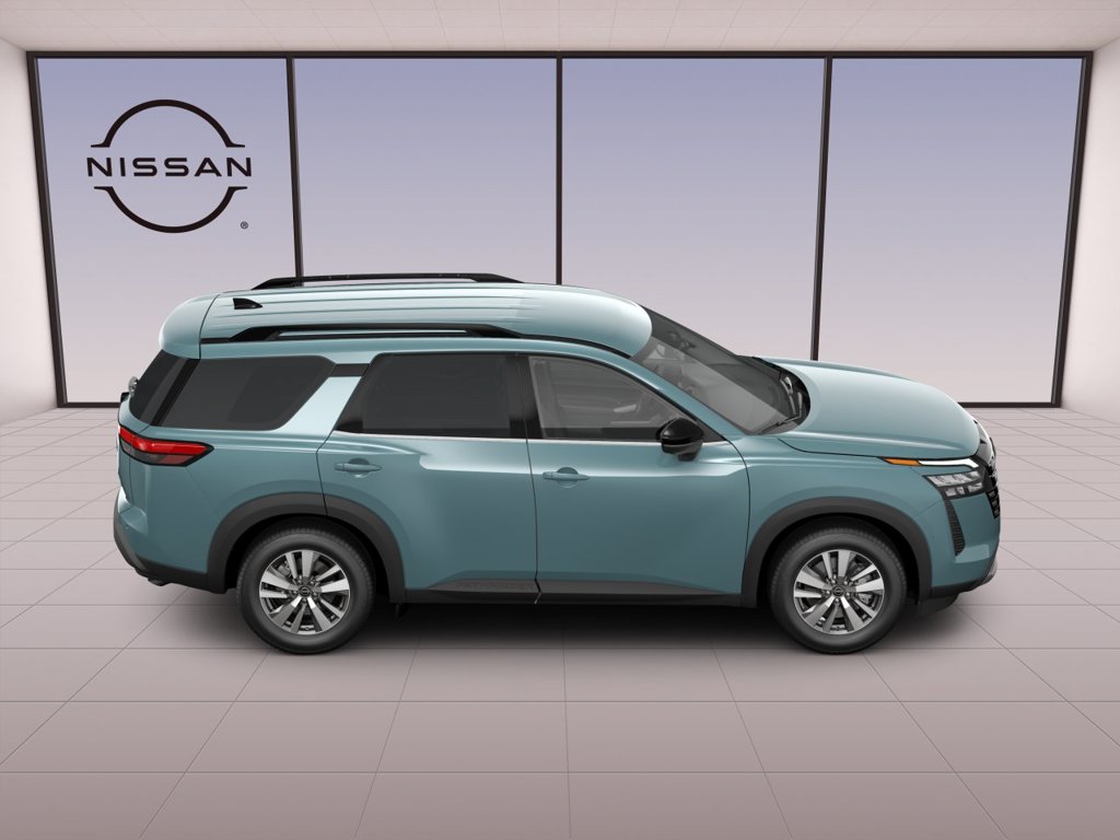New 2026 Green Nissan SL image 4
