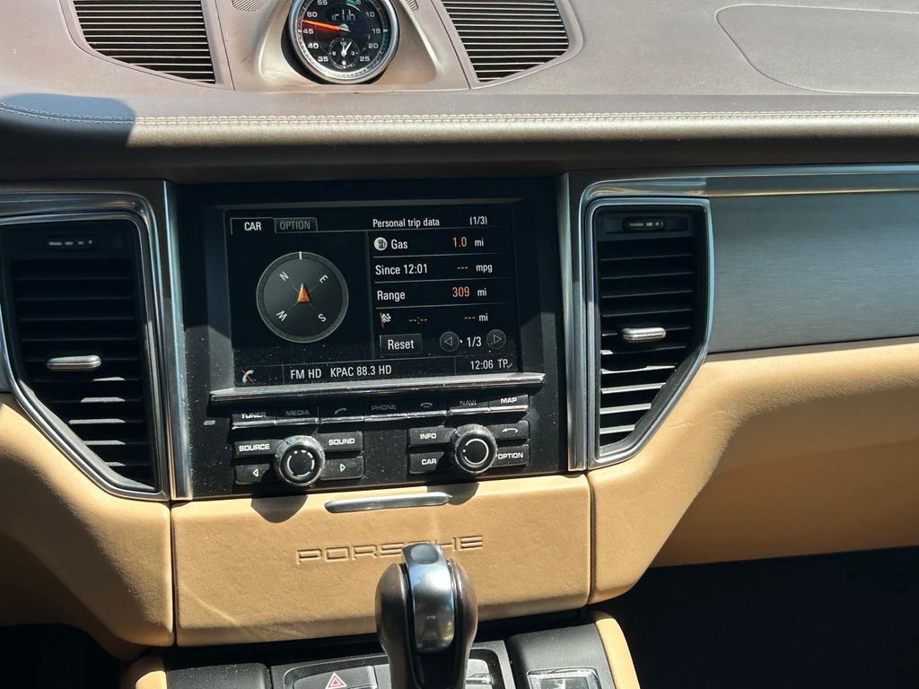 Used 2016 Porsche Macan SUV
