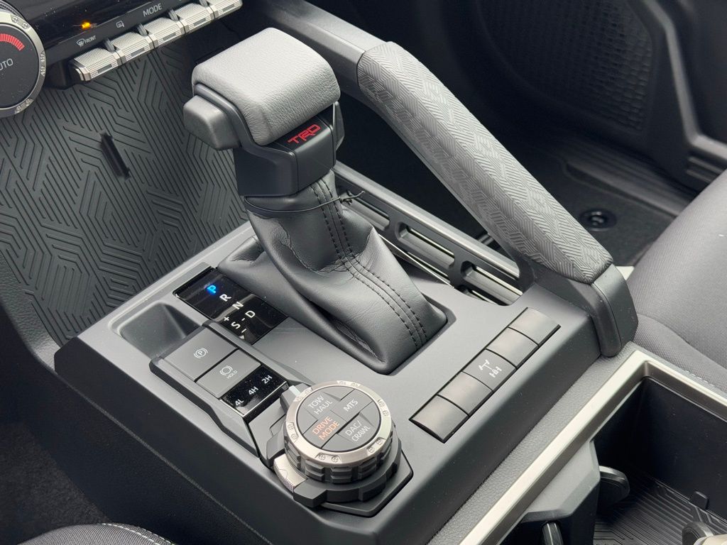 2024 Toyota Tacoma TRD Sport photo 24