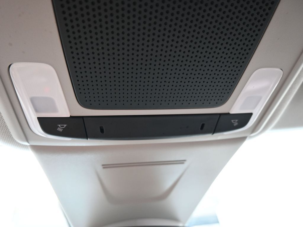 Used 2025 Platinum White Pearl Honda LX image 29