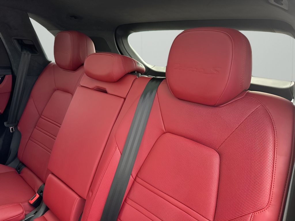 Used Car 2023 Porsche Cayenne E-hybrid  Turbo S For Sale In Austin, Texas