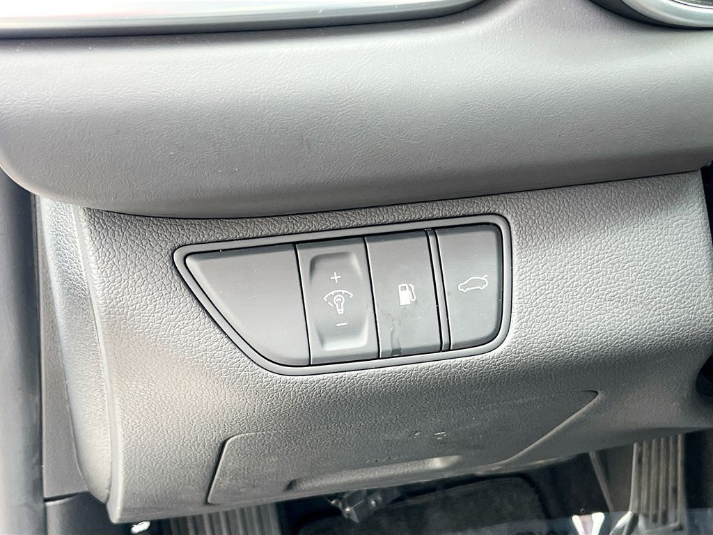 2022 Genesis G70 2.0T White at Genesis of Spring
