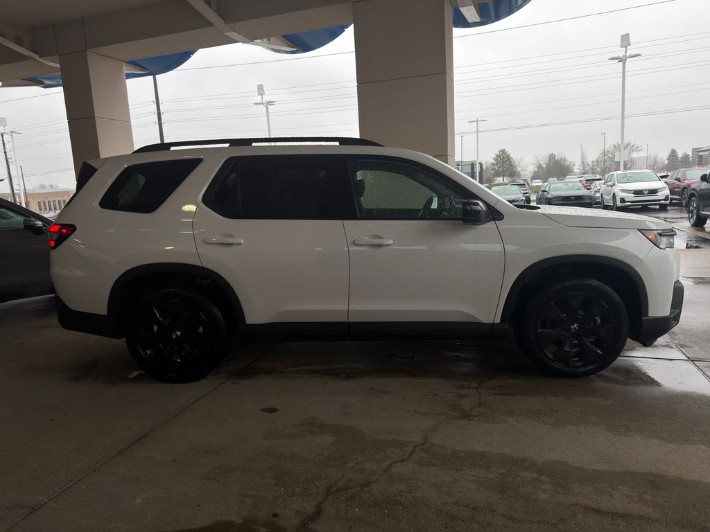 Thumbnail: 2026 Honda Pilot - 6