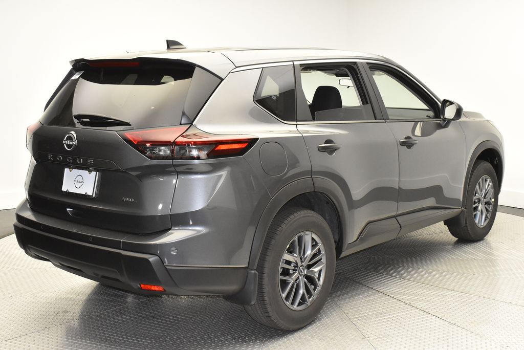 Thumbnail: 2026 Nissan Rogue - 5