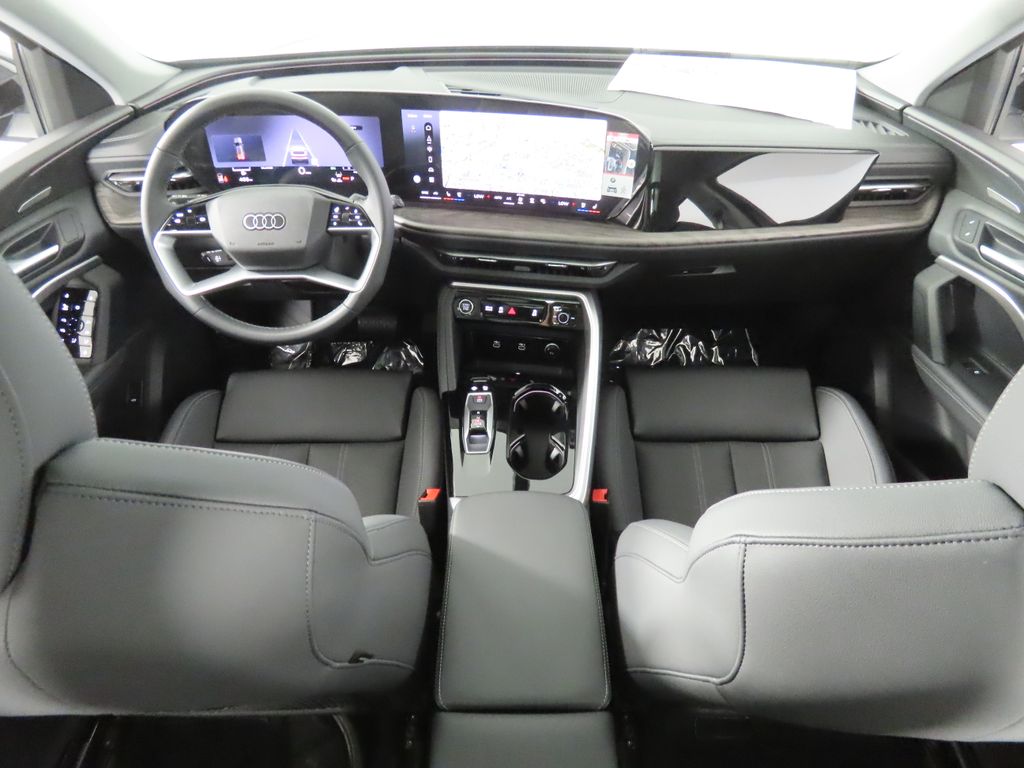 Thumbnail: 2026 Audi Q5 - 11