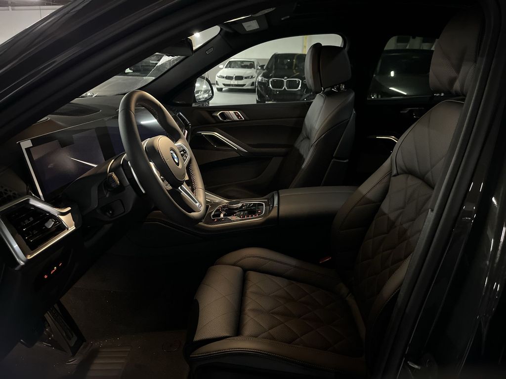 Thumbnail: 2026 BMW X6 - 11