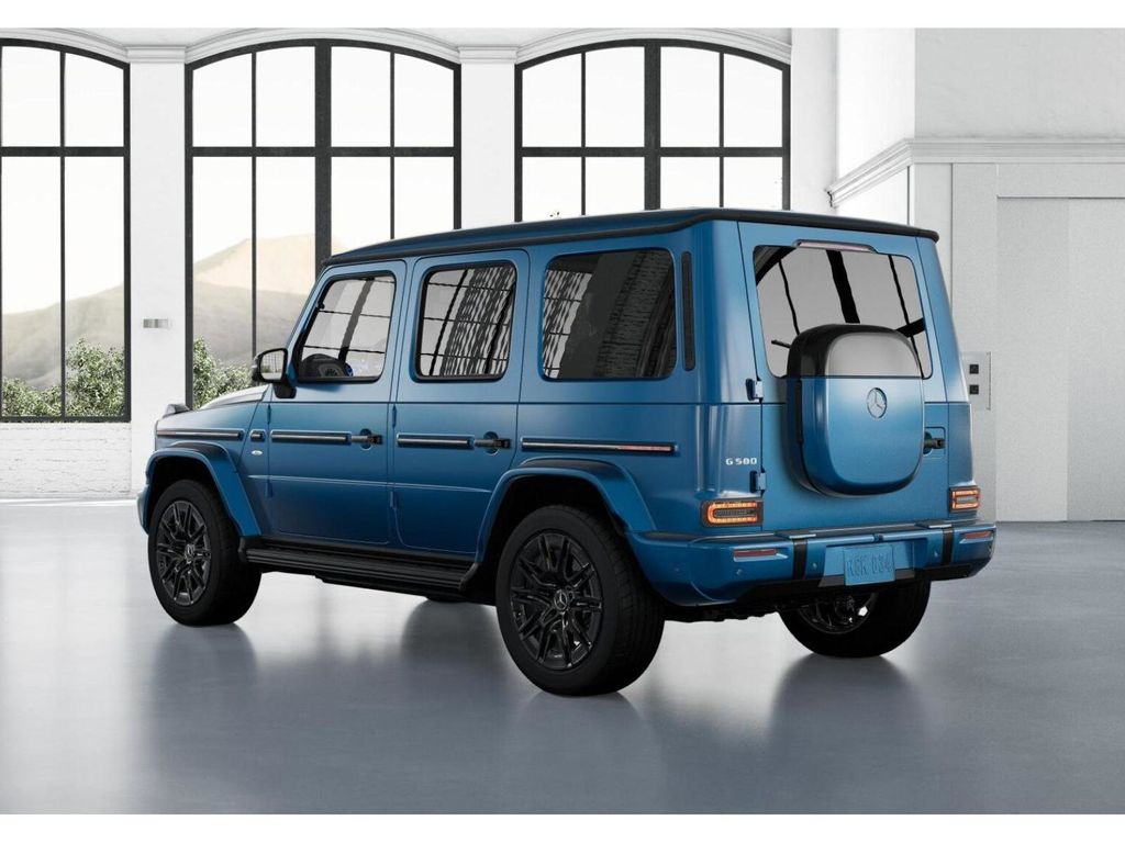 2025 Mercedes-Benz G-Class G 580 E 29