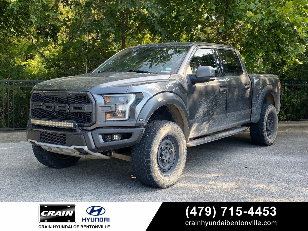2017 Ford F-150 Raptor SuperCrew 4WD