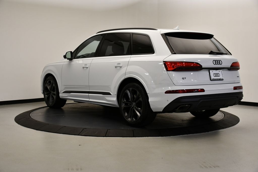 Thumbnail: 2025 Audi Q7 - 3