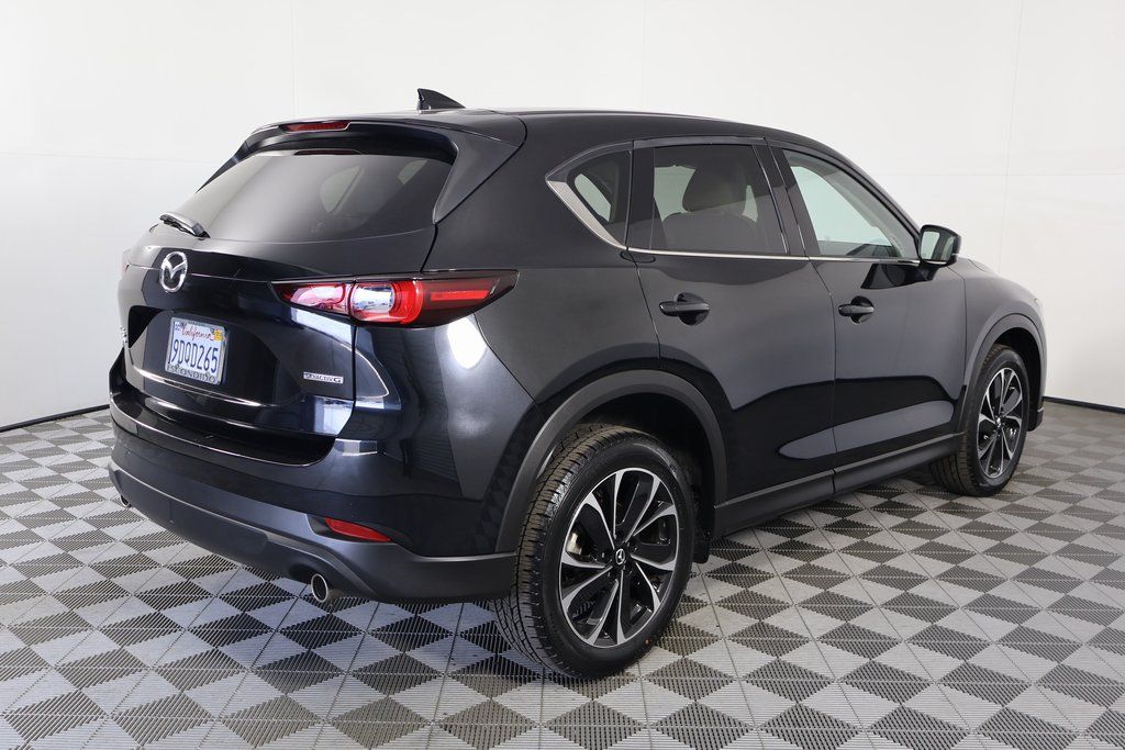 Thumbnail: 2022 Mazda CX-5 - 4