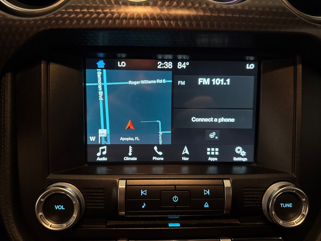 Certified Used 2018 Orange Ford GT Premium image 27