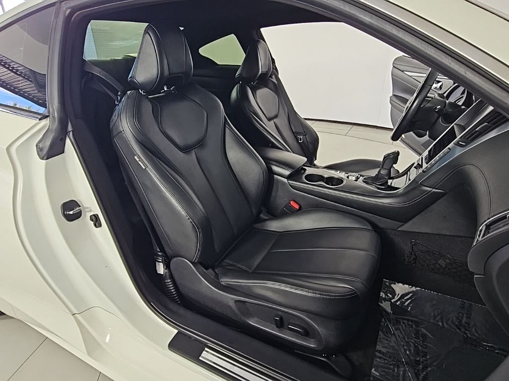 Thumbnail: 2019 INFINITI Q60 - 19