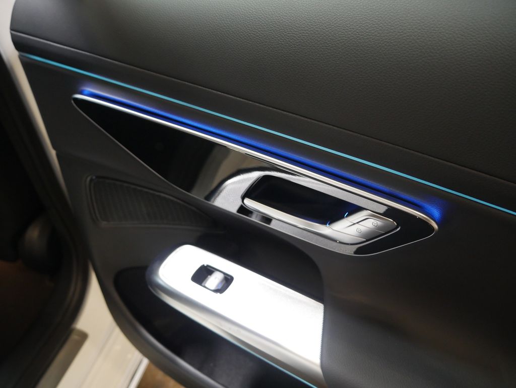 Thumbnail: 2026 Mercedes-Benz E-Class - 30