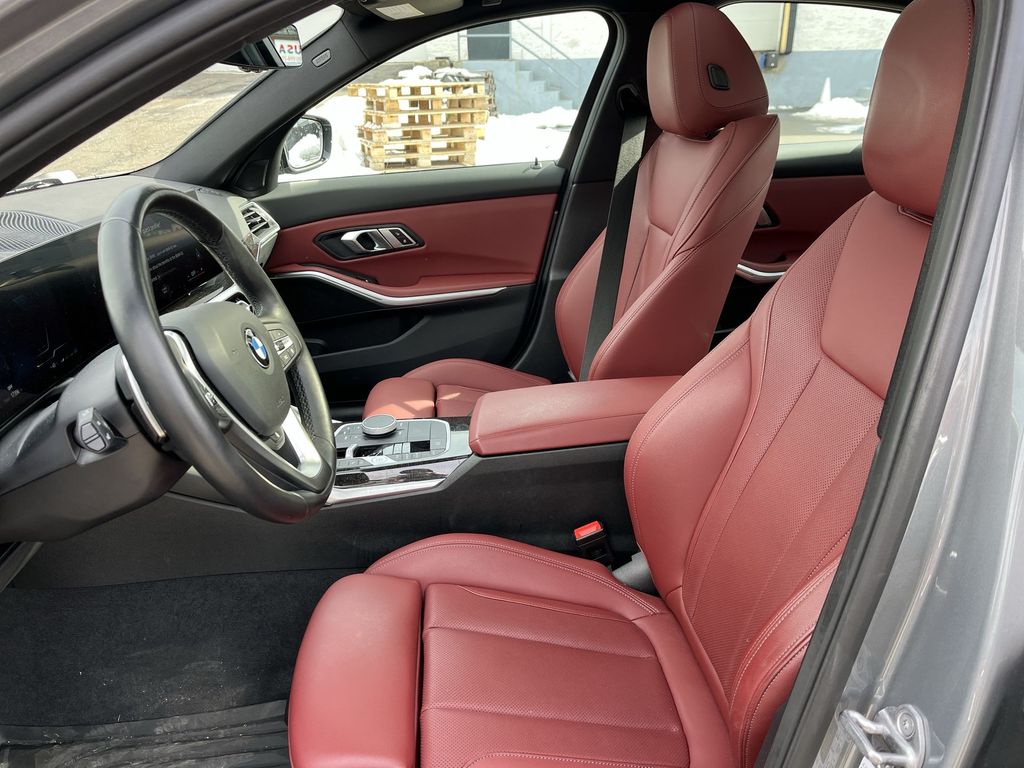 Thumbnail: 2023 BMW 3 Series - 11