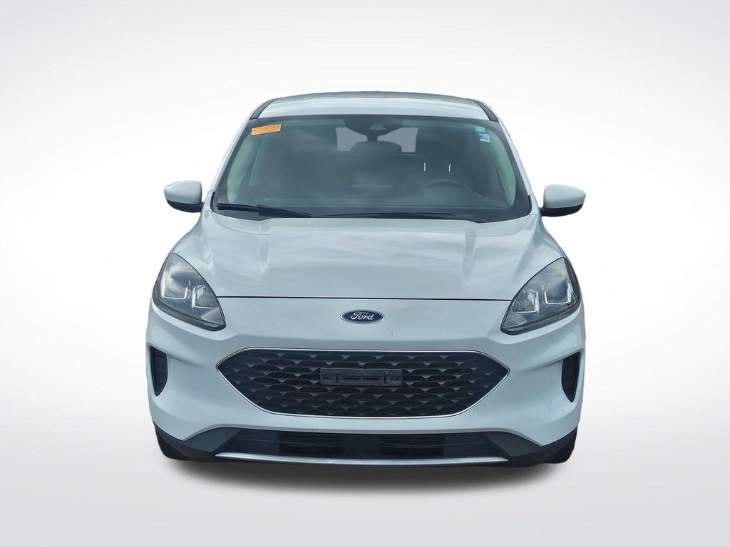 2020 Oxford White Ford Escape SE FWD SUV