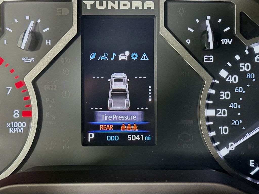 Thumbnail: 2024 Toyota Tundra - 12