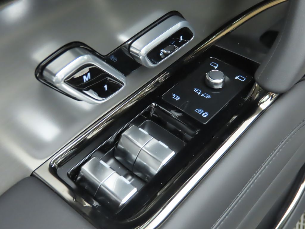 2025 Land Rover Range Rover Sport SE Dynamic 25
