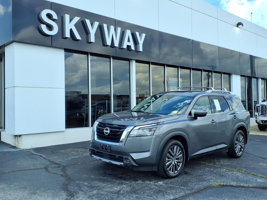 Gray (Gun Metallic) 2024 Nissan Pathfinder SUV / Crossover Front-Wheel Drive 9-Speed Automatic