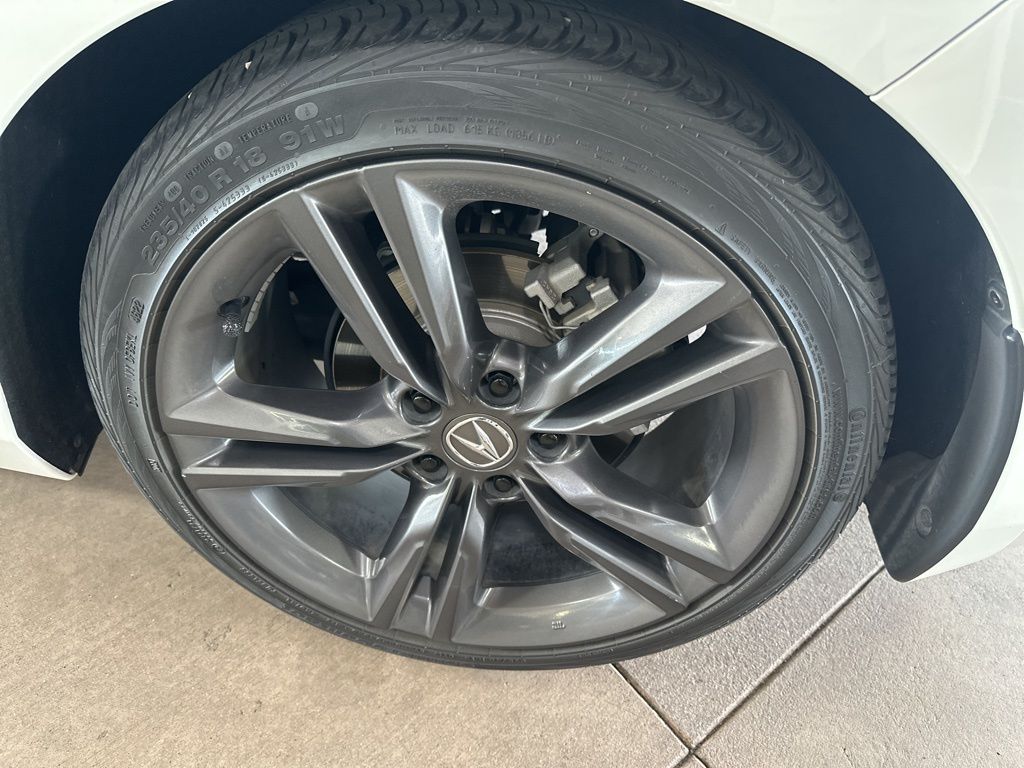 Thumbnail: 2023 Acura Integra - 8